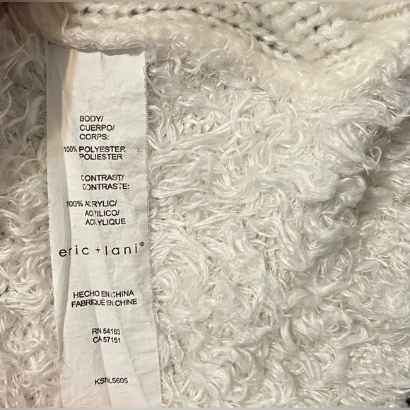 Women’s Eric + Lani Cream Fluffy Knit Pullover Sweater S - Picture 7 of 12